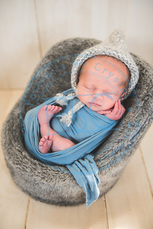 Declan - Newborn_080421_0410