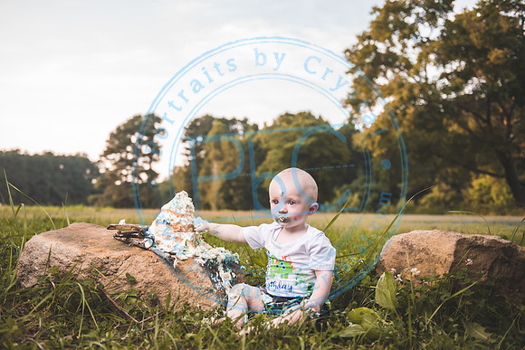 Finn - Cake Smash_080821_0402
