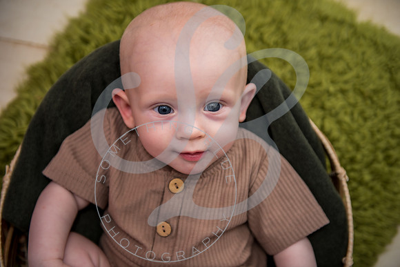 Maddox - 4 Month_071723_0176