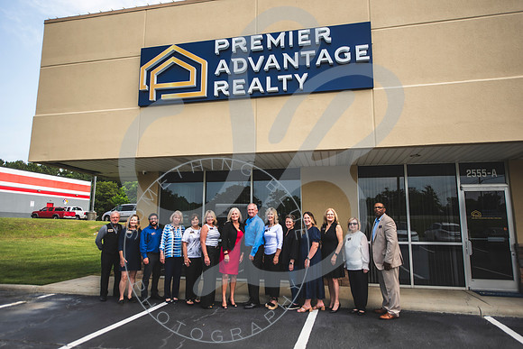 Grand Opening Premier Advantage Realty_050824_0217