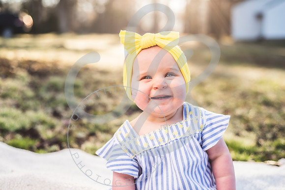 Jessie - 8 Month_031822_0199