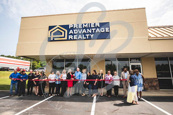 Grand Opening Premier Advantage Realty_050824_0186