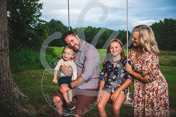 Pam Gillis Family Generational_081422_0330
