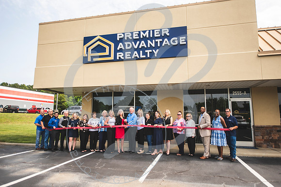 Grand Opening Premier Advantage Realty_050824_0202