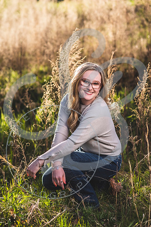 Jaeden - Senior_041022_0032