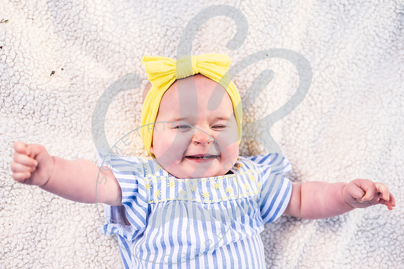 Jessie - 8 Month_031822_0257