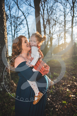 Meaghan - Maternity_032622_0200