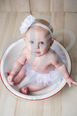 Skylar - 8 Month_022722_0207