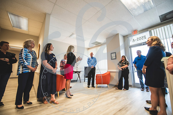 Grand Opening Premier Advantage Realty_050824_0141