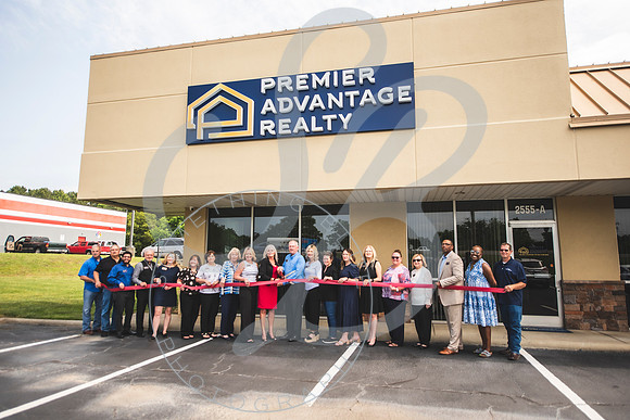 Grand Opening Premier Advantage Realty_050824_0205