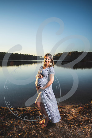 Vicki - Maternity_020922_0371