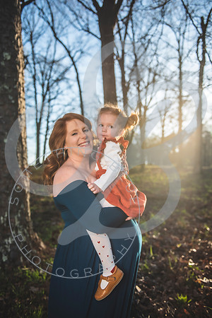 Meaghan - Maternity_032622_0205