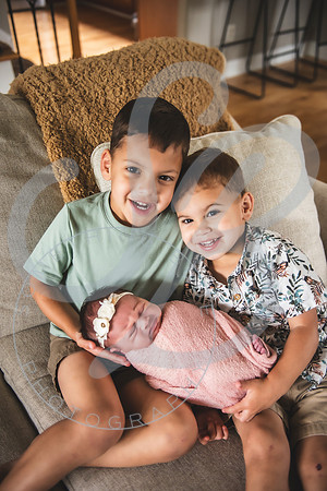 Mia - Newborn_052424_0119