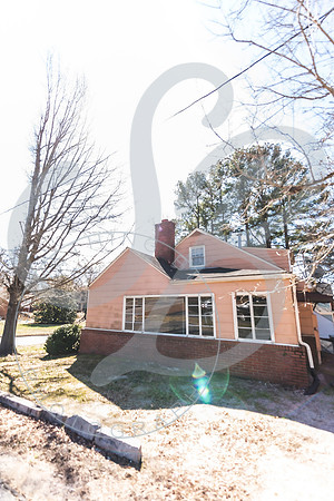 409 N Elm St_030122_0021