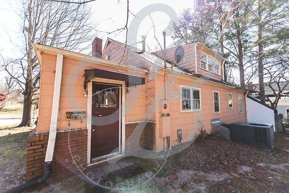 409 N Elm St_030122_0027