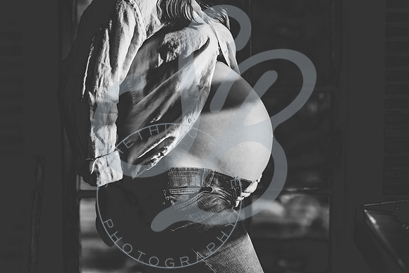 Miranda - Maternity_032722_0328