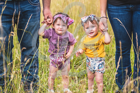 Whitfield Twins - 1 year_060322_0244