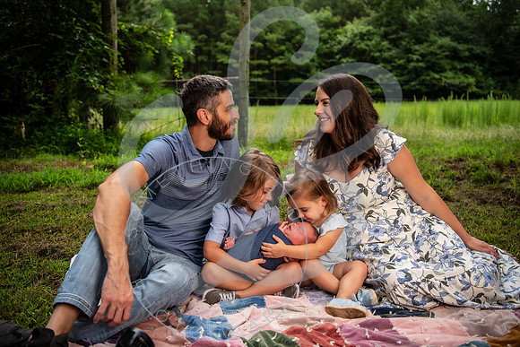 Brady - Newborn_081925_0084_1