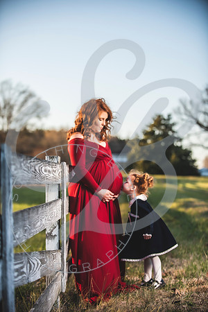 Meaghan - Maternity_032622_0363