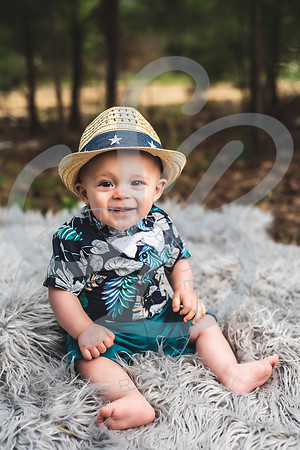 Declan - 8 Month_032622_0224