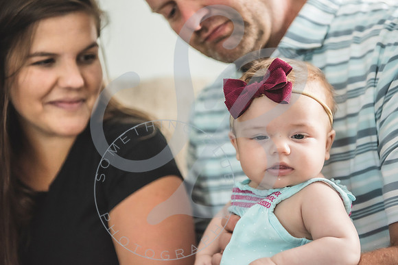 MacKenzie - 4 month_062522_0188