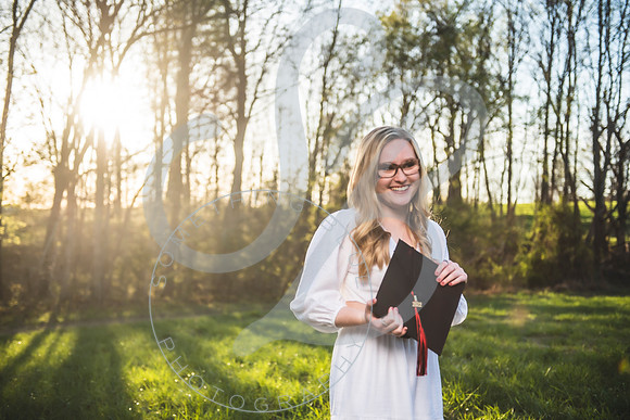 Jaeden - Senior_041022_0179