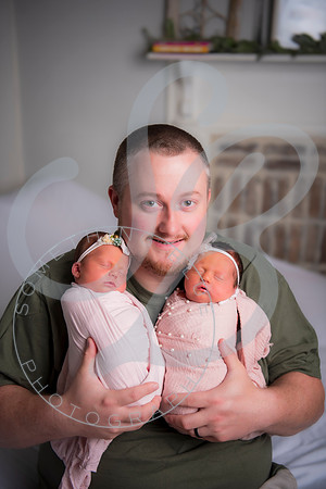 Adcock Twins - Newborn_070225_0059