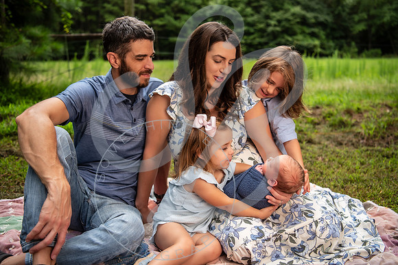 Brady - Newborn_081925_0061_1