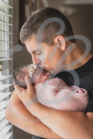 Mia - Newborn_052424_0346