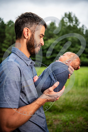 Brady - Newborn_081925_0221_1
