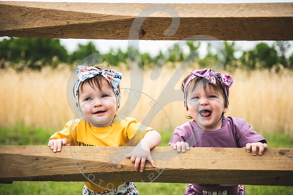 Whitfield Twins - 1 year_060322_0125