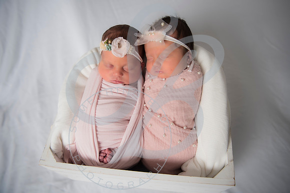 Adcock Twins - Newborn_070225_0098