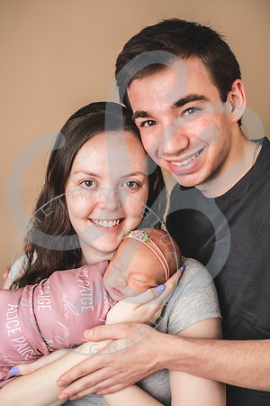 Alice - Newborn_030822_0038