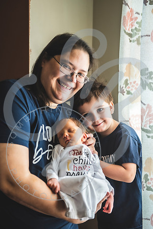 Liam - Newborn_072122_0541