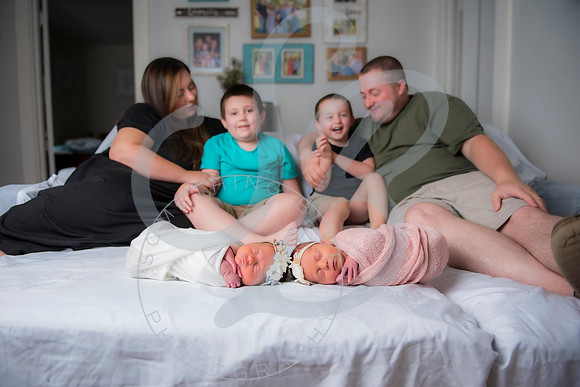 Adcock Twins - Newborn_070225_0384