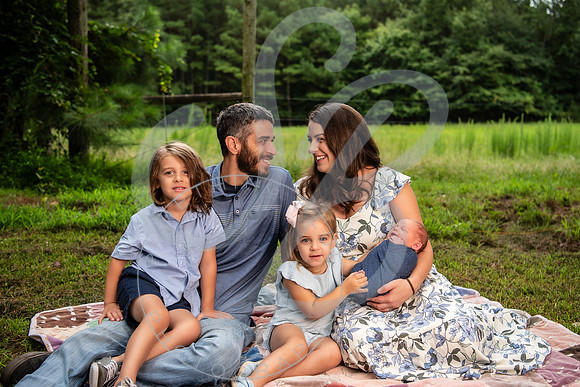Brady - Newborn_081925_0029_1
