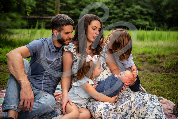 Brady - Newborn_081925_0070_1