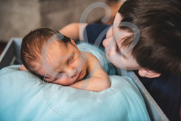 Liam - Newborn_072122_0345