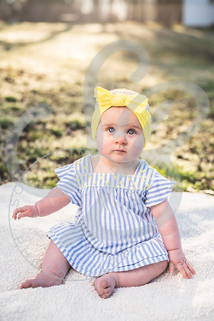 Jessie - 8 Month_031822_0136
