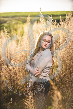 Jaeden - Senior_041022_0086