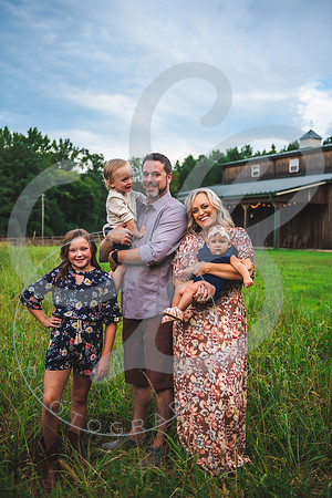 Pam Gillis Family Generational_081422_0272