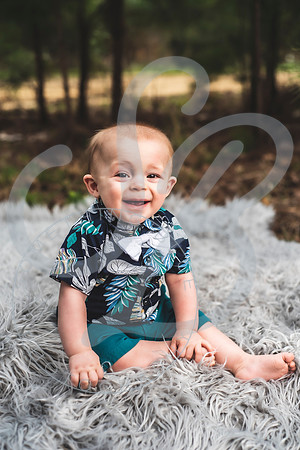 Declan - 8 Month_032622_0235