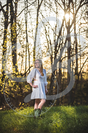 Jaeden - Senior_041022_0136