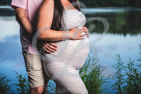 Rowe - Maternity_060422_0206