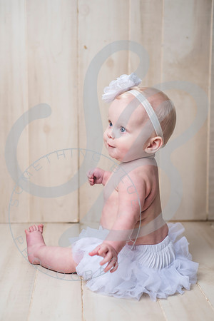 Skylar - 8 Month_022722_0199