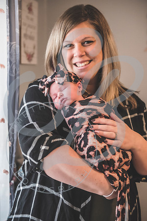 Parker - Newborn_030222_0182
