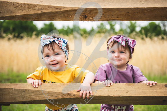 Whitfield Twins - 1 year_060322_0118