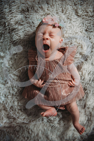 Eliana - Newborn_071522_0154