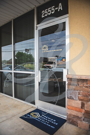 Grand Opening Premier Advantage Realty_050824_0097