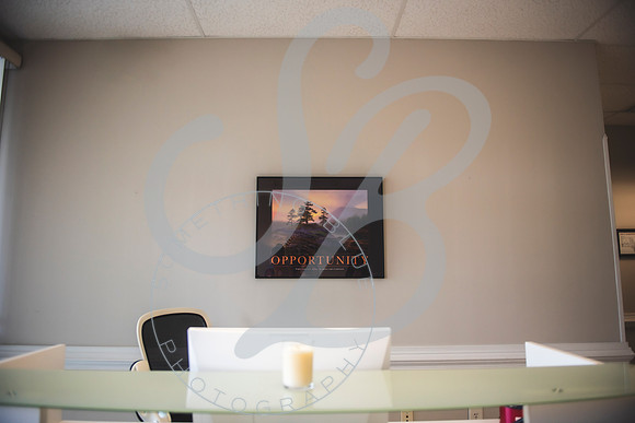 Grand Opening Premier Advantage Realty_050824_0099